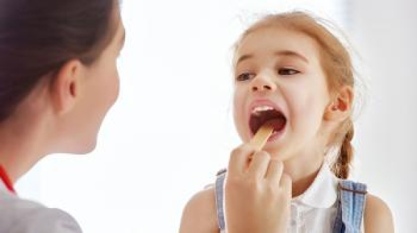 Which health problems do tonsil and adenoid problems cause?