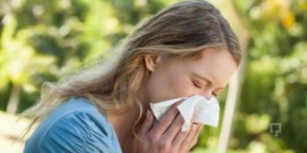 How is allergy treated?